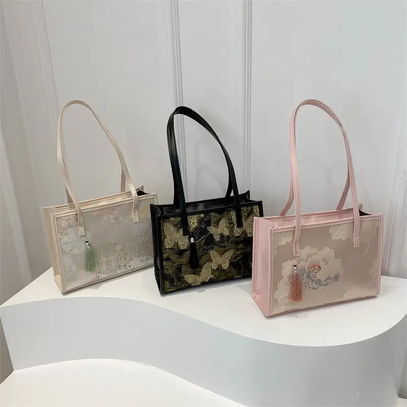 Women's Embroidered Flower Shoulder Bag Large Capacity Black - Image 7