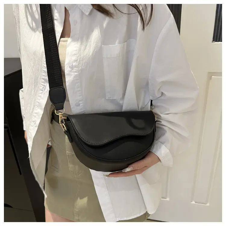 Pink Semi-Circular Chain Strap Shoulder Crossbody Bag — feature 18