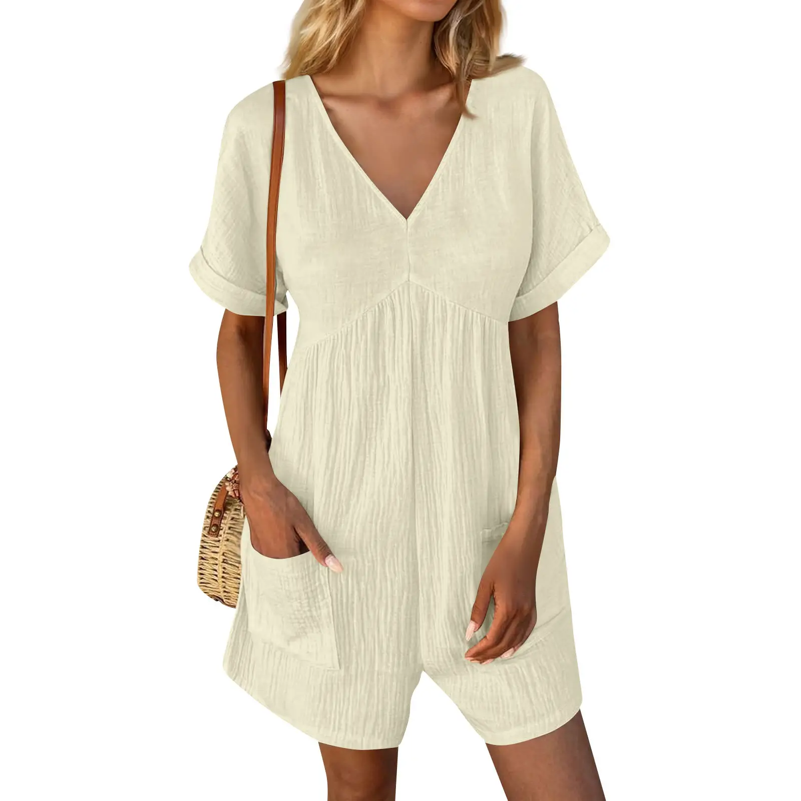 2024 Black V Neck Bat Cuff Shorts Set — feature 13