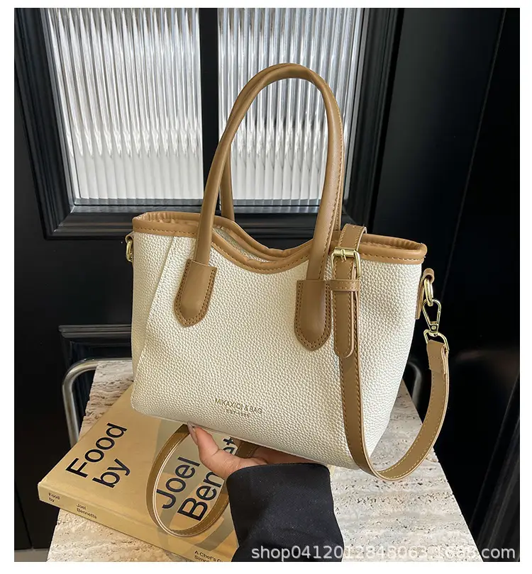 Pink Women's Portable Crossbody Bag 2024 New Arrival — feature 1