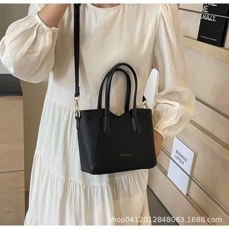 Pink Women's Portable Crossbody Bag 2024 New Arrival — feature 14