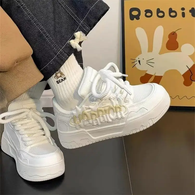 Women's White Mesh Casual Platform Shoes 2024 — feature 3
