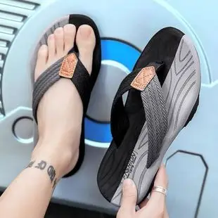 2025 Men Casual Korean Slippers White Red Blue — feature 6