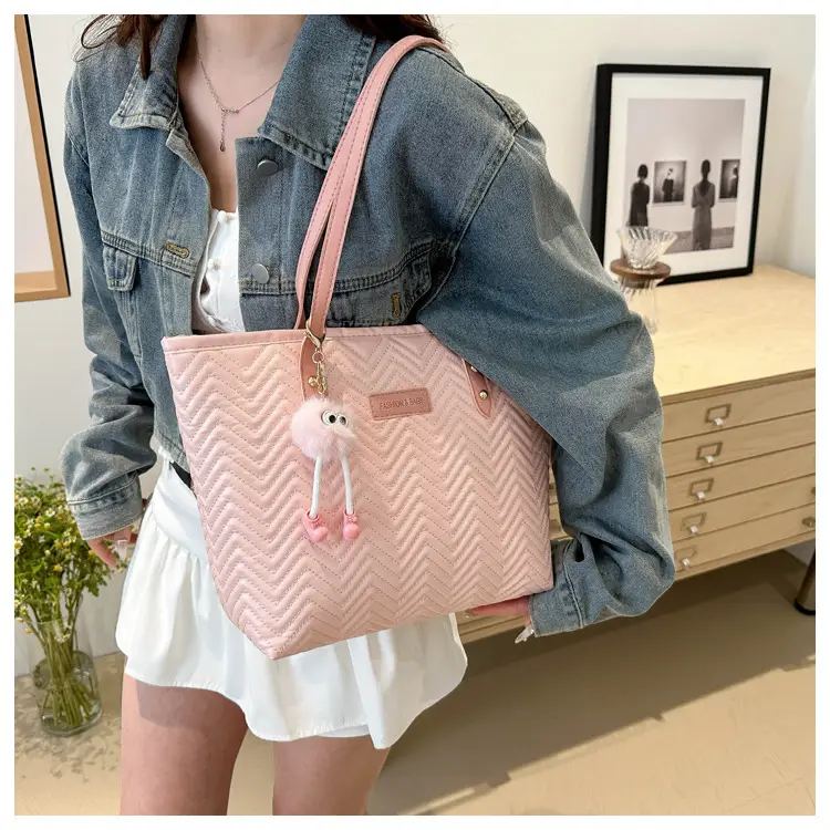 Women Large Shoulder Bag 2025 New Style Cream Chevron — feature 14