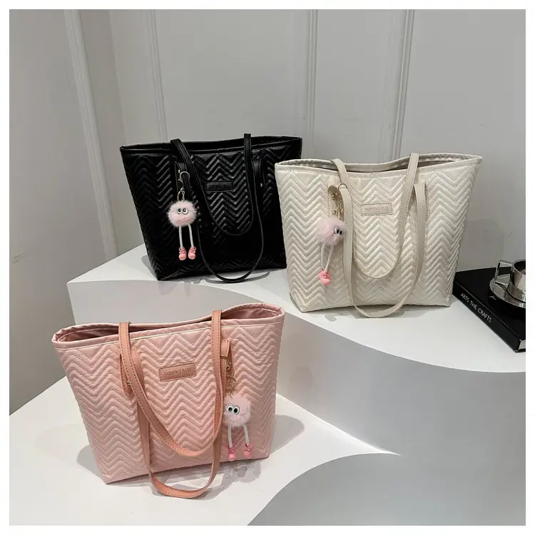 Women Large Shoulder Bag 2025 New Style Cream Chevron — feature 23