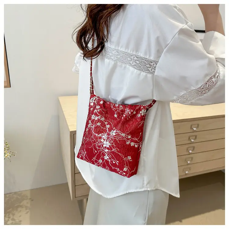 New Chinese Style Women's Bag with Butterfly Chain Crossbody — feature 16