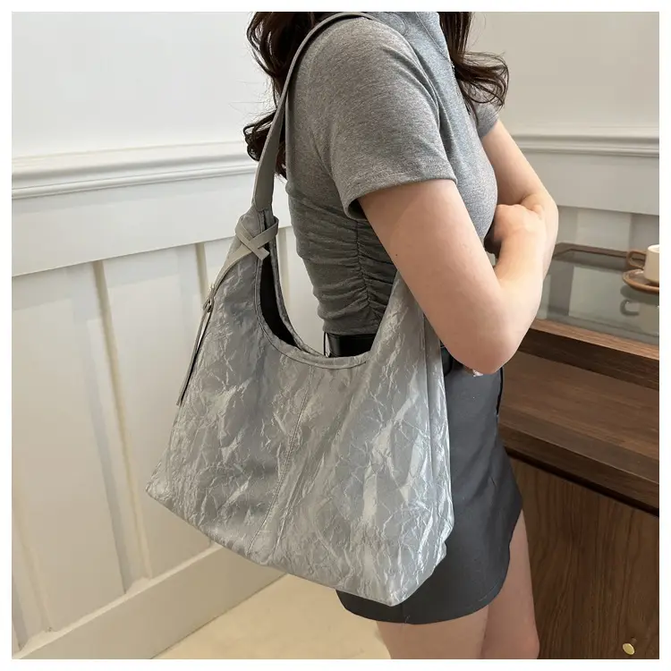 2025 Summer Women's Silver Shoulder Bag Office Commuter Tote — feature 11