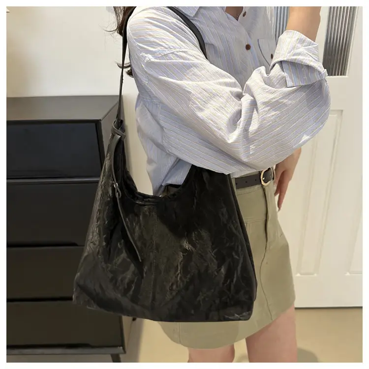 2025 Summer Women's Silver Shoulder Bag Office Commuter Tote — feature 20