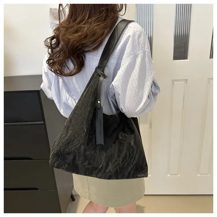 2025 Summer Women's Silver Shoulder Bag Office Commuter Tote — feature 22