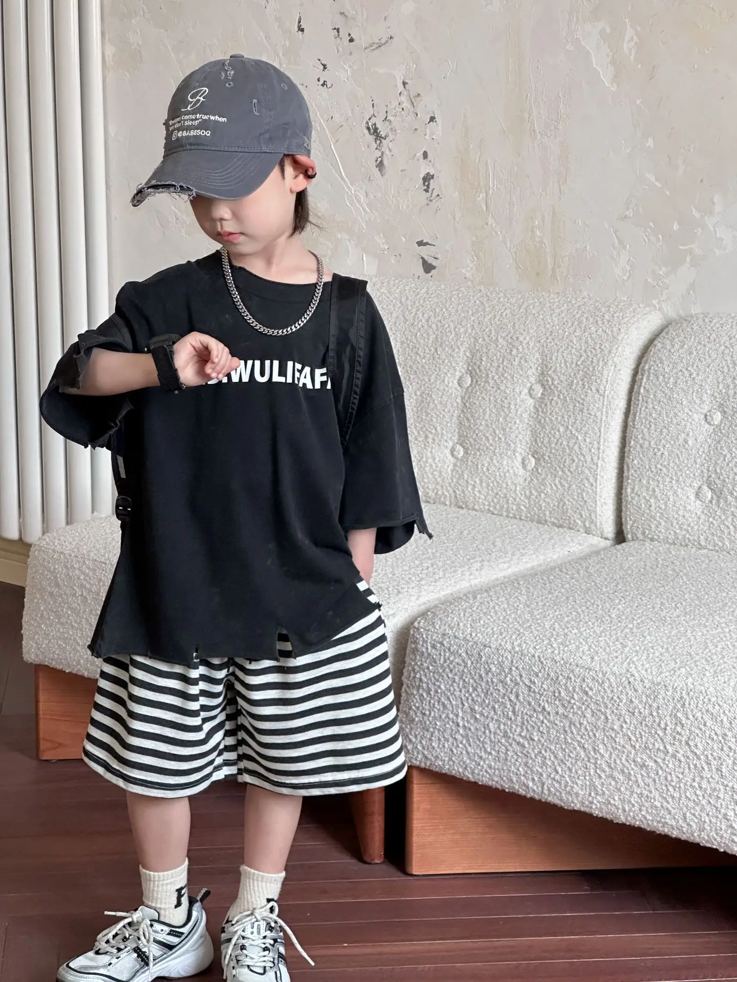 Pink Asymmetrical Kids T-Shirt with Cap & Shorts — feature 22
