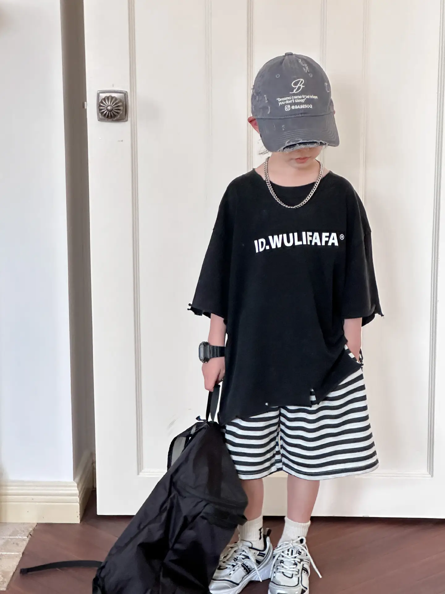 Pink Asymmetrical Kids T-Shirt with Cap & Shorts — feature 8