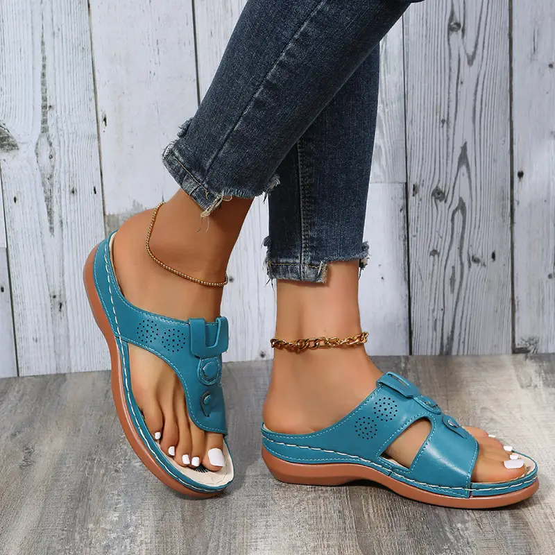 Foreign Trade Large Size Women's Slippers 2026 Spring and Summer New European and American Fashion Wedge Flip-Flops for Outdoor Wear Beach Women's Slippers - Image 7