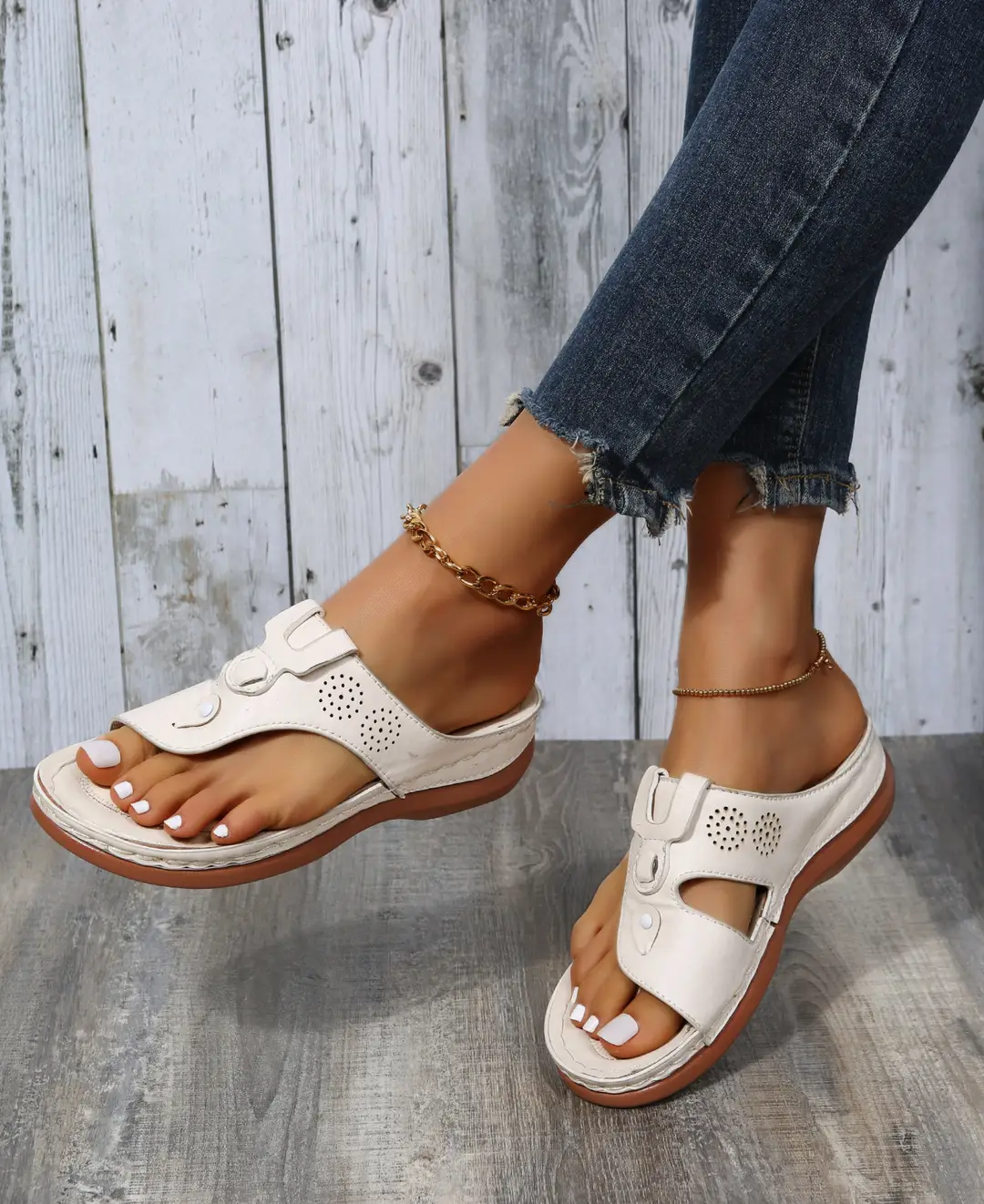 Foreign Trade Large Size Women's Slippers 2026 Spring and Summer New European and American Fashion Wedge Flip-Flops for Outdoor Wear Beach Women's Slippers — feature 15