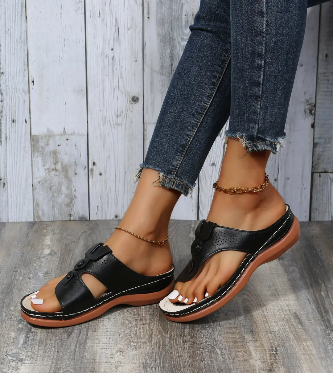 Foreign Trade Large Size Women's Slippers 2026 Spring and Summer New European and American Fashion Wedge Flip-Flops for Outdoor Wear Beach Women's Slippers — feature 3