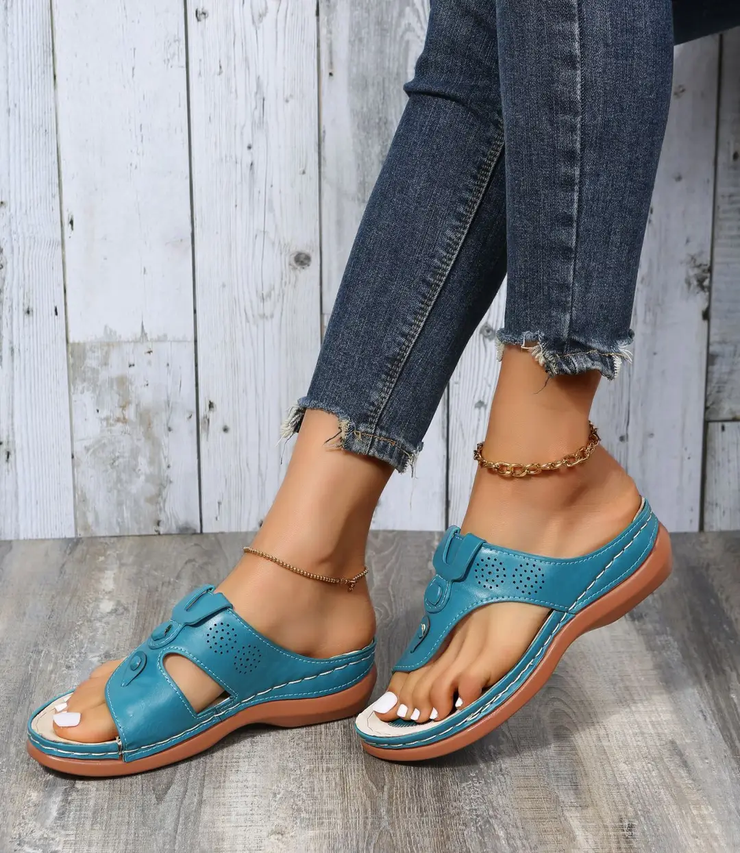 Foreign Trade Large Size Women's Slippers 2026 Spring and Summer New European and American Fashion Wedge Flip-Flops for Outdoor Wear Beach Women's Slippers - Image 4