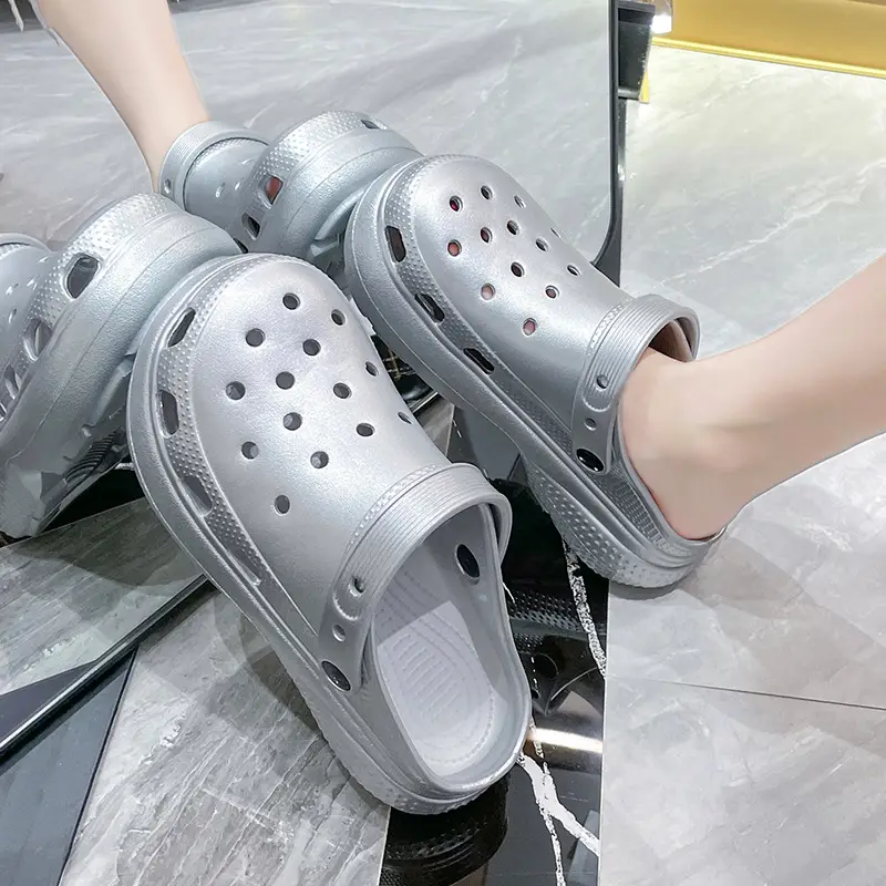 Snow house hole shoes women cross hole shoes eva hole shoes thick bottom hole shoes hole slippers factory wholesale - Image 8