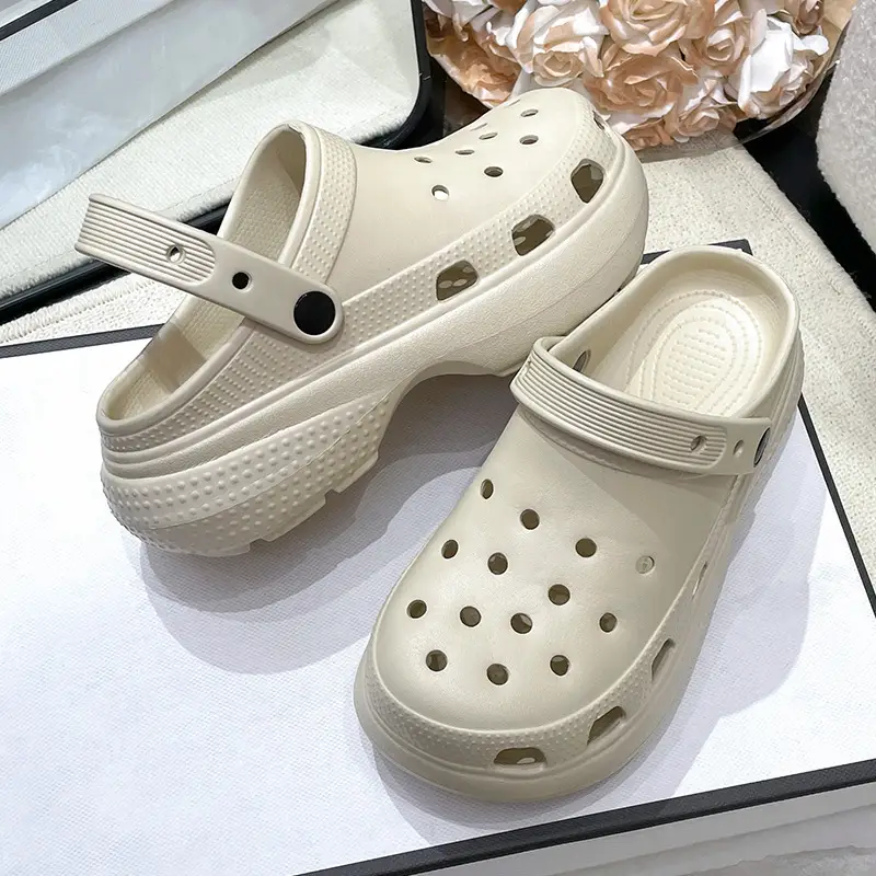 Snow house hole shoes women cross hole shoes eva hole shoes thick bottom hole shoes hole slippers factory wholesale - Image 3