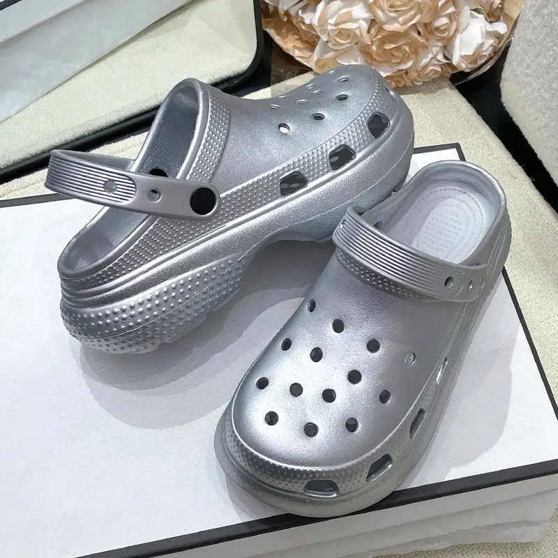Snow house hole shoes women cross hole shoes eva hole shoes thick bottom hole shoes hole slippers factory wholesale - Image 4