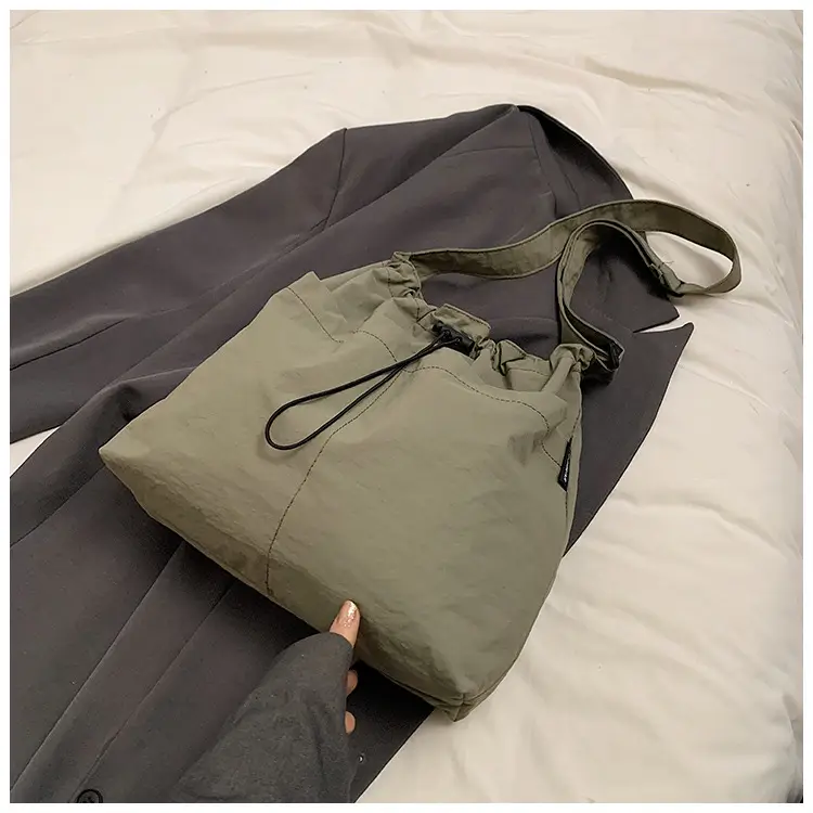 Women's Large Capacity Shoulder Bag for Class & Commuting — feature 20