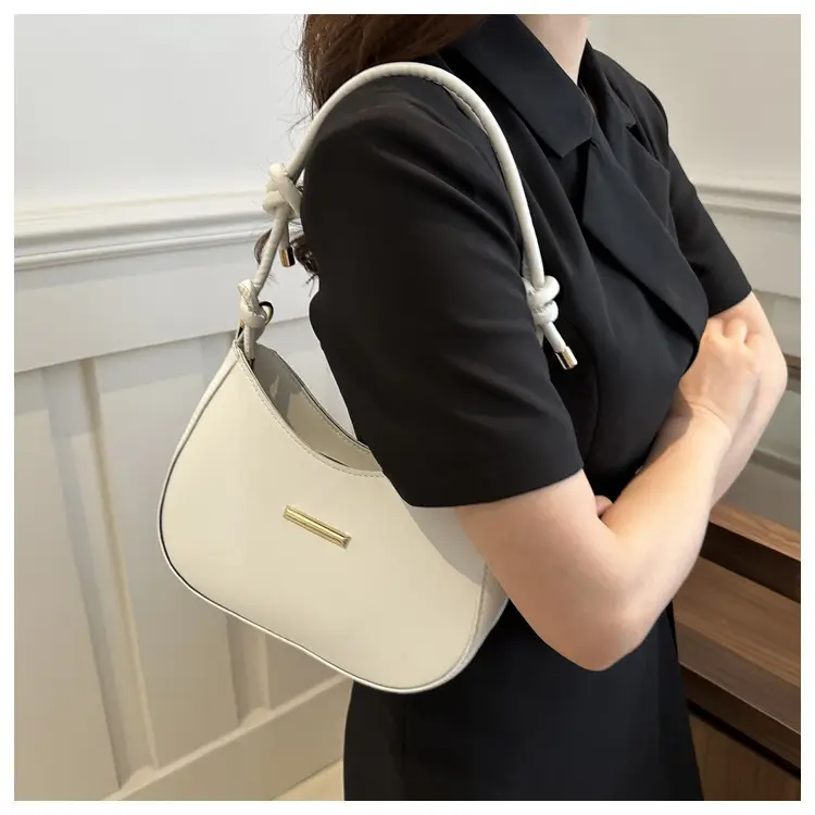 Black Half-Moon Crossbody Bag for Women 2025 — feature 13