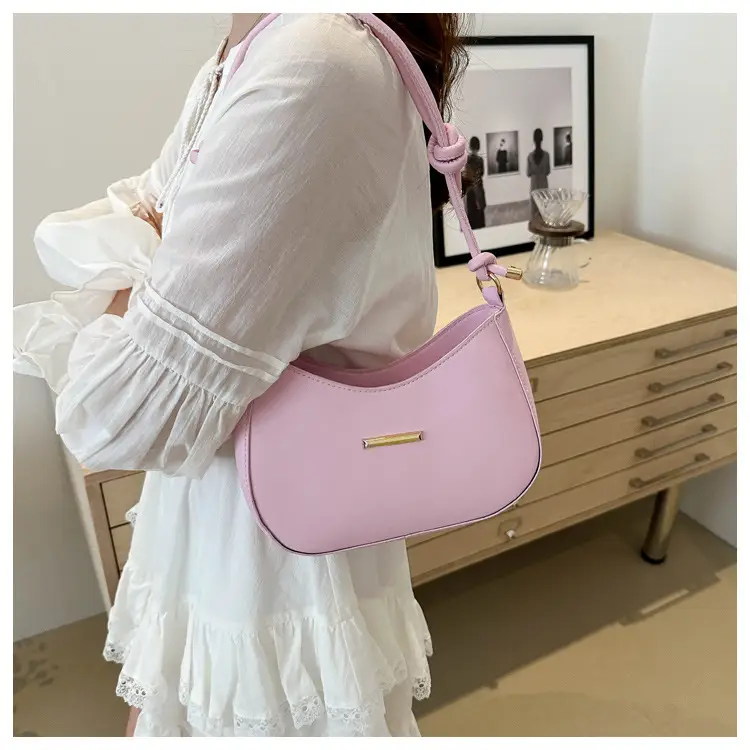Black Half-Moon Crossbody Bag for Women 2025 — feature 14