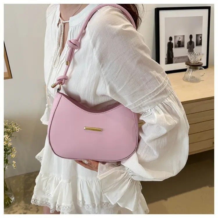 Black Half-Moon Crossbody Bag for Women 2025 — feature 15