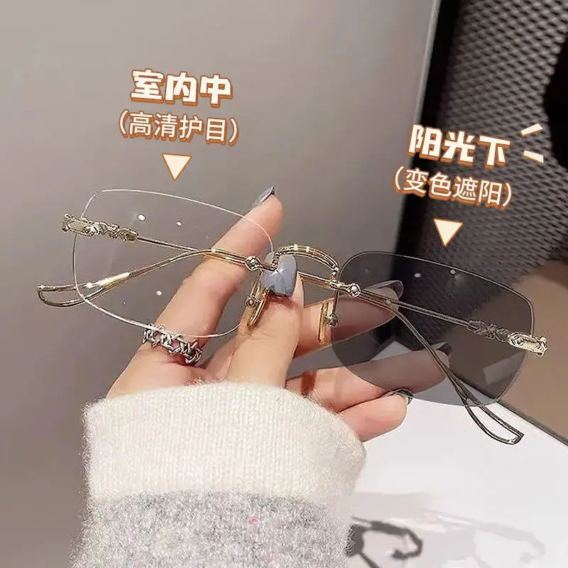 Oval Diamond Metal Sunglasses for Women - Image 3