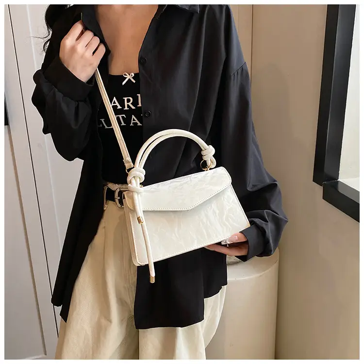 Women's Creamy Square Shoulder Messenger Bag 2024 — feature 14