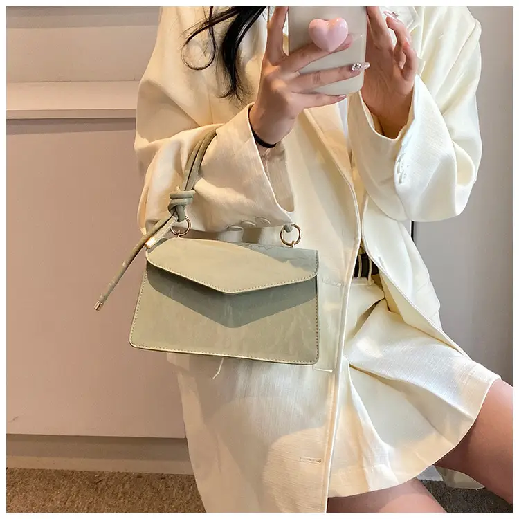 Women's Creamy Square Shoulder Messenger Bag 2024 — feature 25