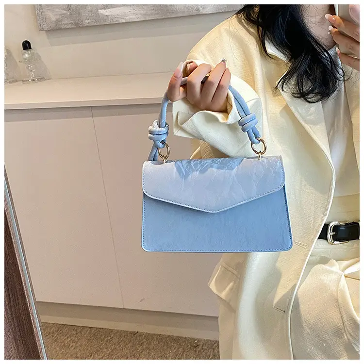 Women's Creamy Square Shoulder Messenger Bag 2024 — feature 31