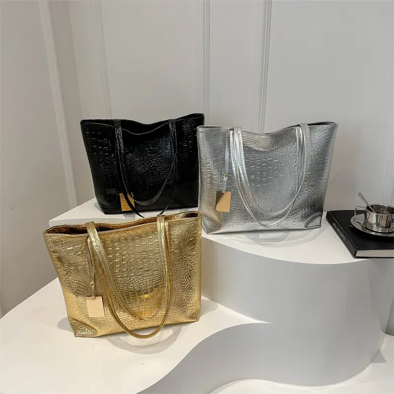 2024 Black Crocodile PU Shoulder Bag for Women - Image 4