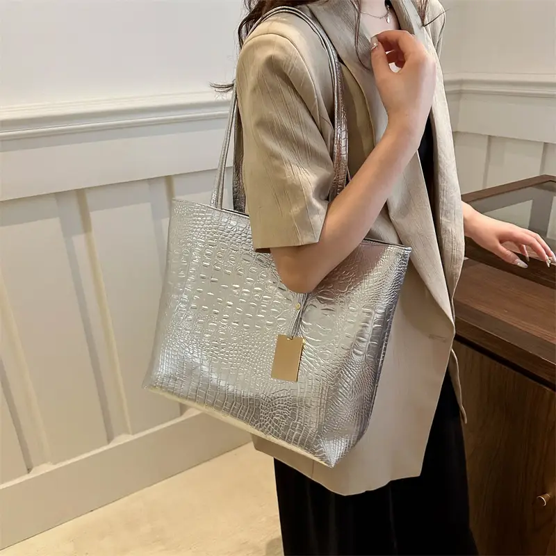 2024 Black Crocodile PU Shoulder Bag for Women - Image 5