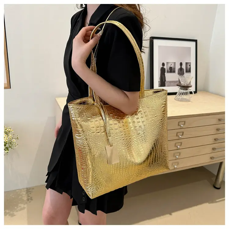 2024 Black Crocodile PU Shoulder Bag for Women — feature 15
