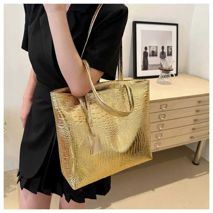 2024 Black Crocodile PU Shoulder Bag for Women — feature 16
