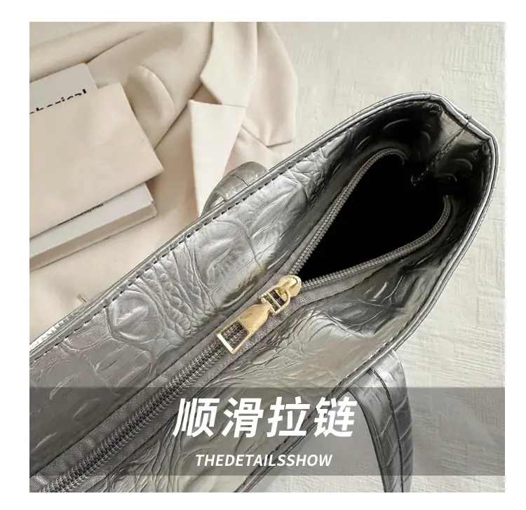 2024 Black Crocodile PU Shoulder Bag for Women — feature 6