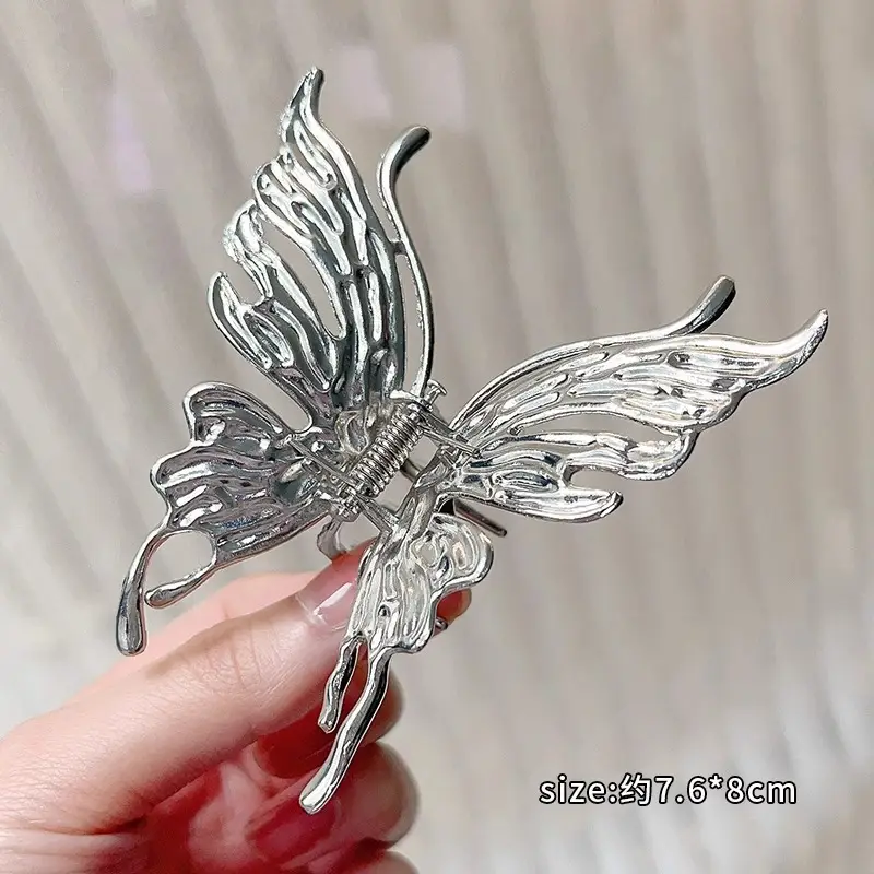 Elegant Shark Clip Hair Accessory for Women - Image 12