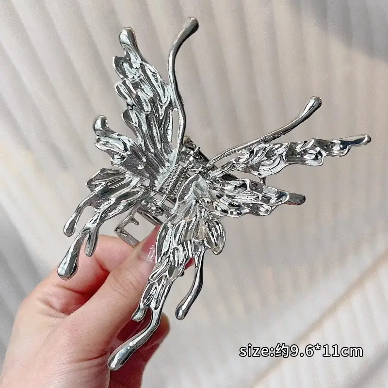 Elegant Shark Clip Hair Accessory for Women - Image 13