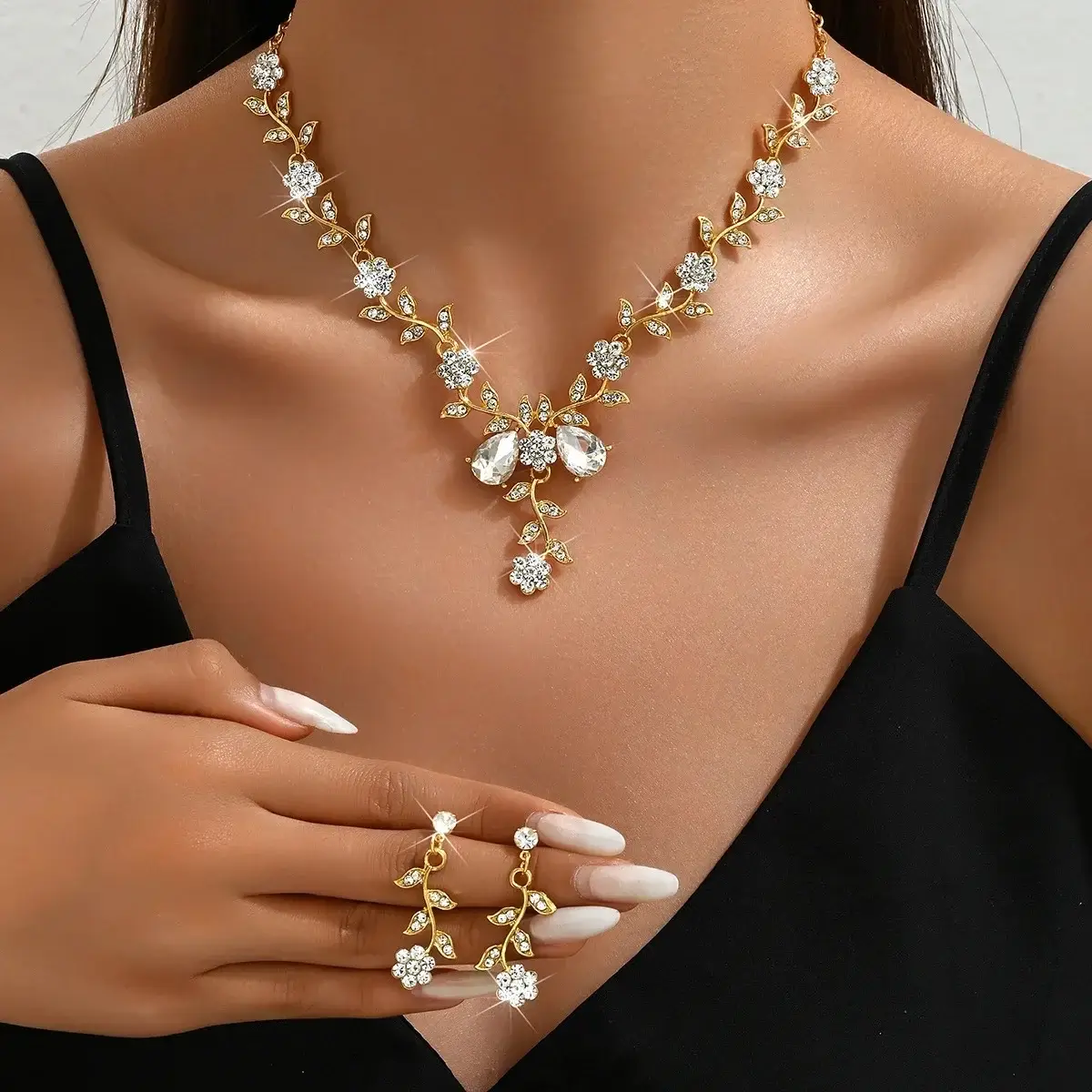 Women Sunflower Rhinestone Necklace Earrings Set Purple Crystal