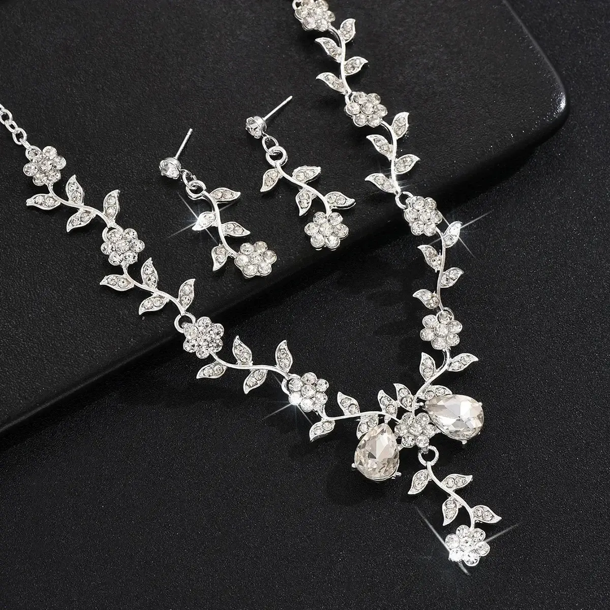 Women Sunflower Rhinestone Necklace Earrings Set Purple Crystal