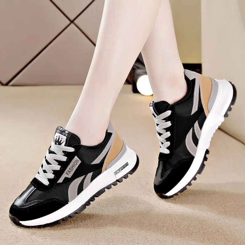plus size Women sneaker Spring and Summer New Fashion Lightweight Forrest Gump Shoes Comfortable Forrest Gump Shoes Outdoor Casual Travel Shoes - Image 2