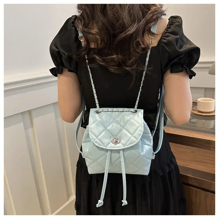 Korean Style Rhombic Chain Backpack 2024 Spring Summer — feature 10