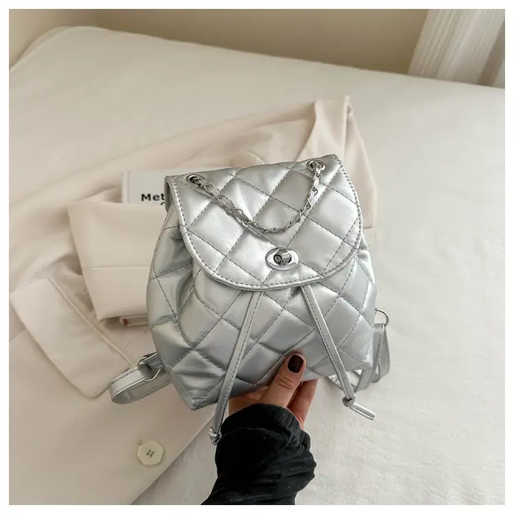 Korean Style Rhombic Chain Backpack 2024 Spring Summer — feature 23
