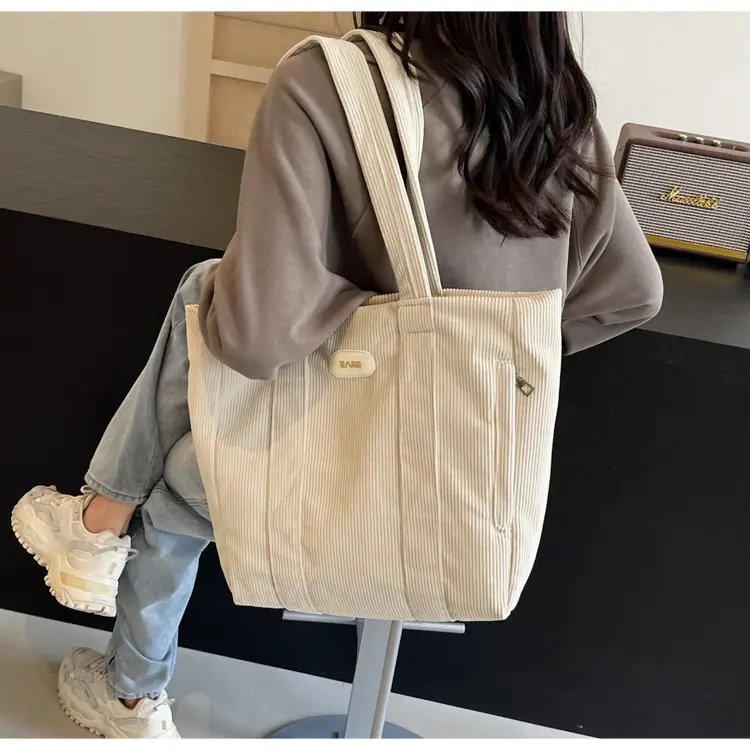Women's Large Capacity Canvas Tote Bag Black — feature 24