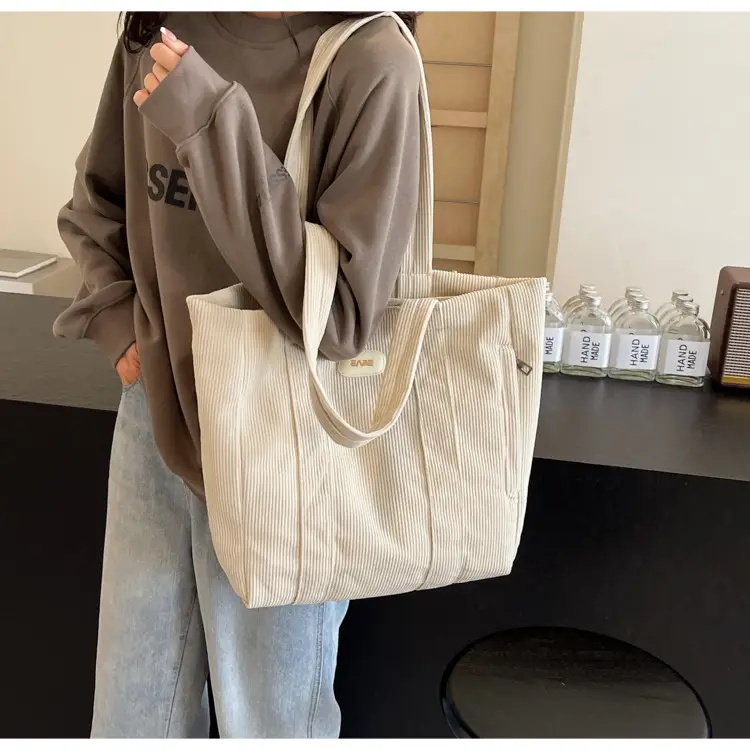 Women's Large Capacity Canvas Tote Bag Black — feature 25