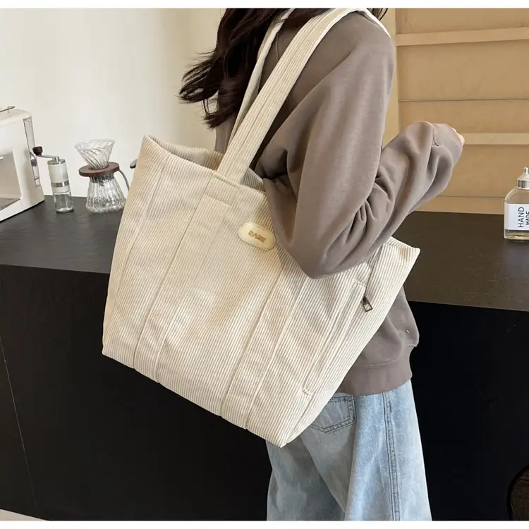 Women's Large Capacity Canvas Tote Bag Black — feature 28