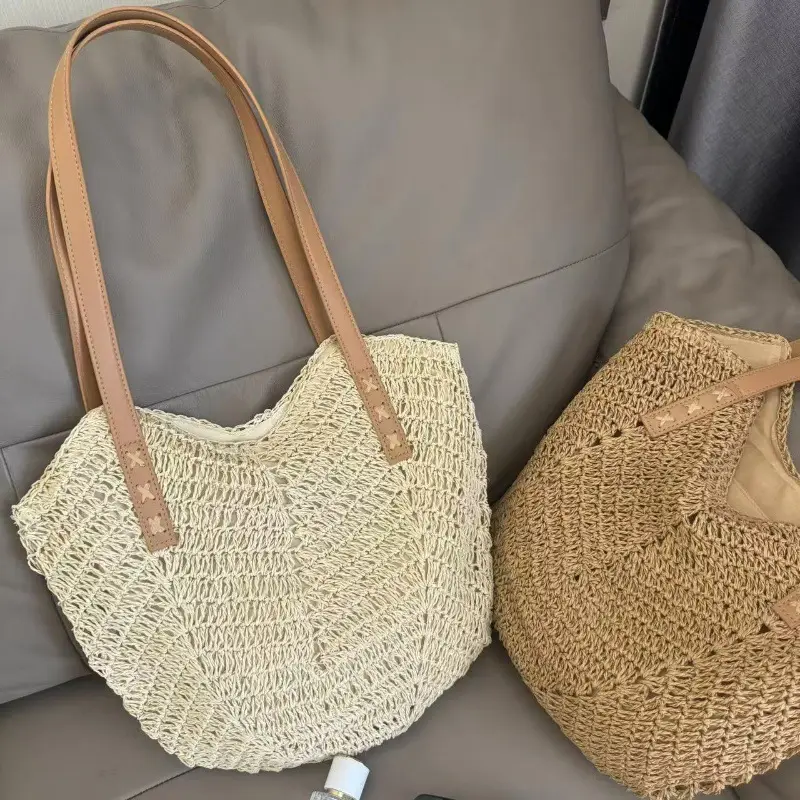 Women's Straw Woven Shoulder Bag Large Capacity Beach Travel