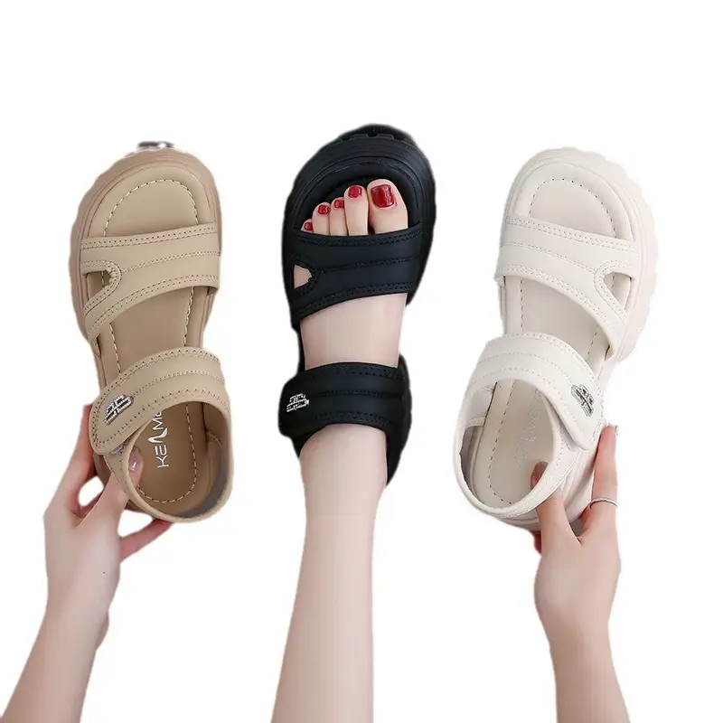Net red muffin thick-soled sandals women's summer wholesale new casual Roman beach shoes increased all-match explosions for the little man