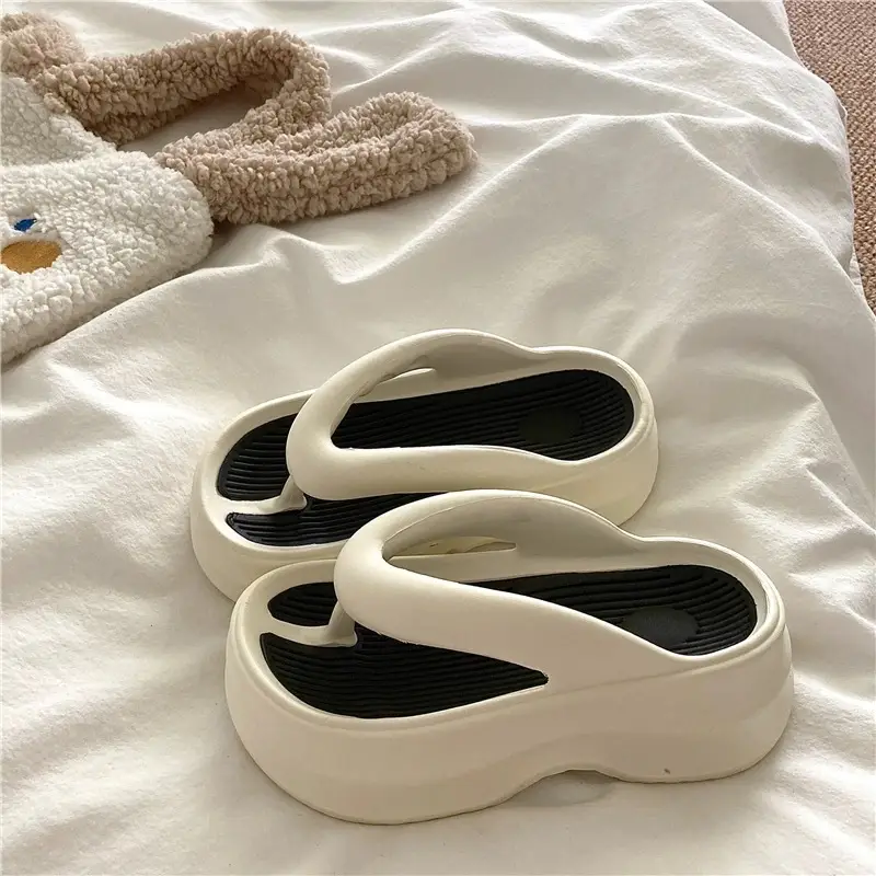 2024 Summer Flip-Flops 6cm Thick Non-Slip Beach Shoes - Image 3