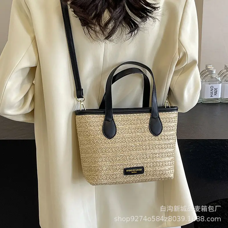 Summer Beach Woven Handbag Bucket Bag 2026 New Casual Vacation Crossbody Bag Fashionable Hot-Selling Shoulder Bag