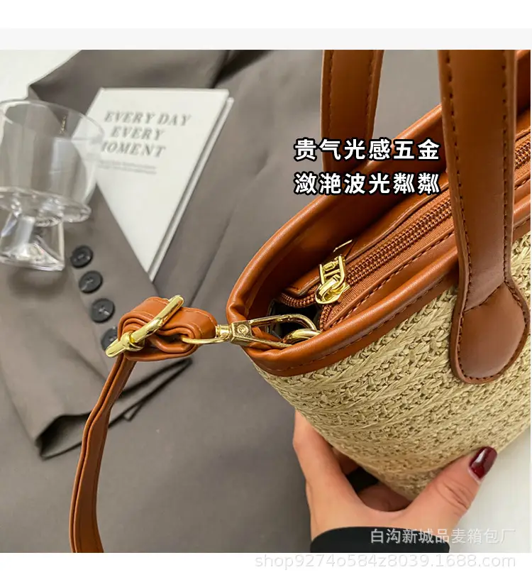 Summer Beach Woven Handbag Bucket Bag 2026 New Casual Vacation Crossbody Bag Fashionable Hot-Selling Shoulder Bag — feature 4